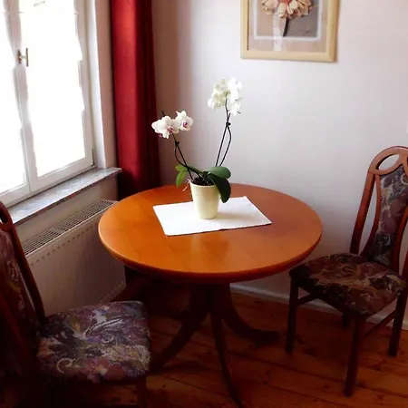 Neu! Schubert Apartment *